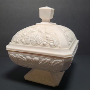 Vintage 1950s Jeanette Pink Shell Milk Glass Square Compote With Lid Box